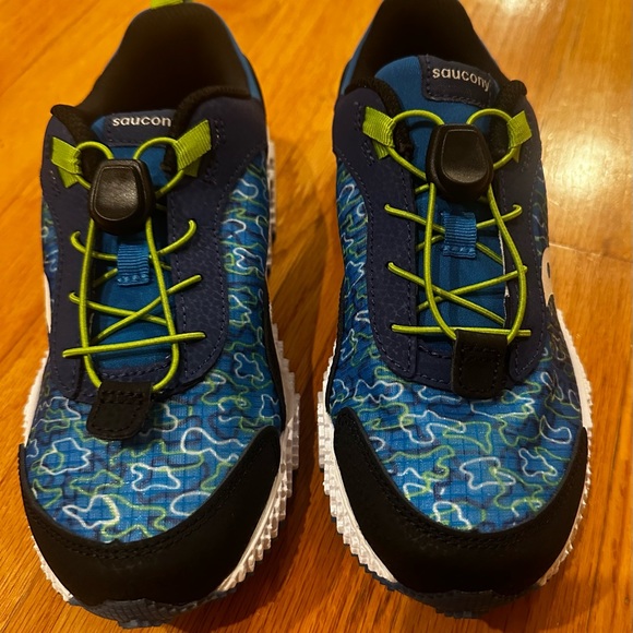 NEW! Soucony kids shoes size 3M - Picture 1 of 10